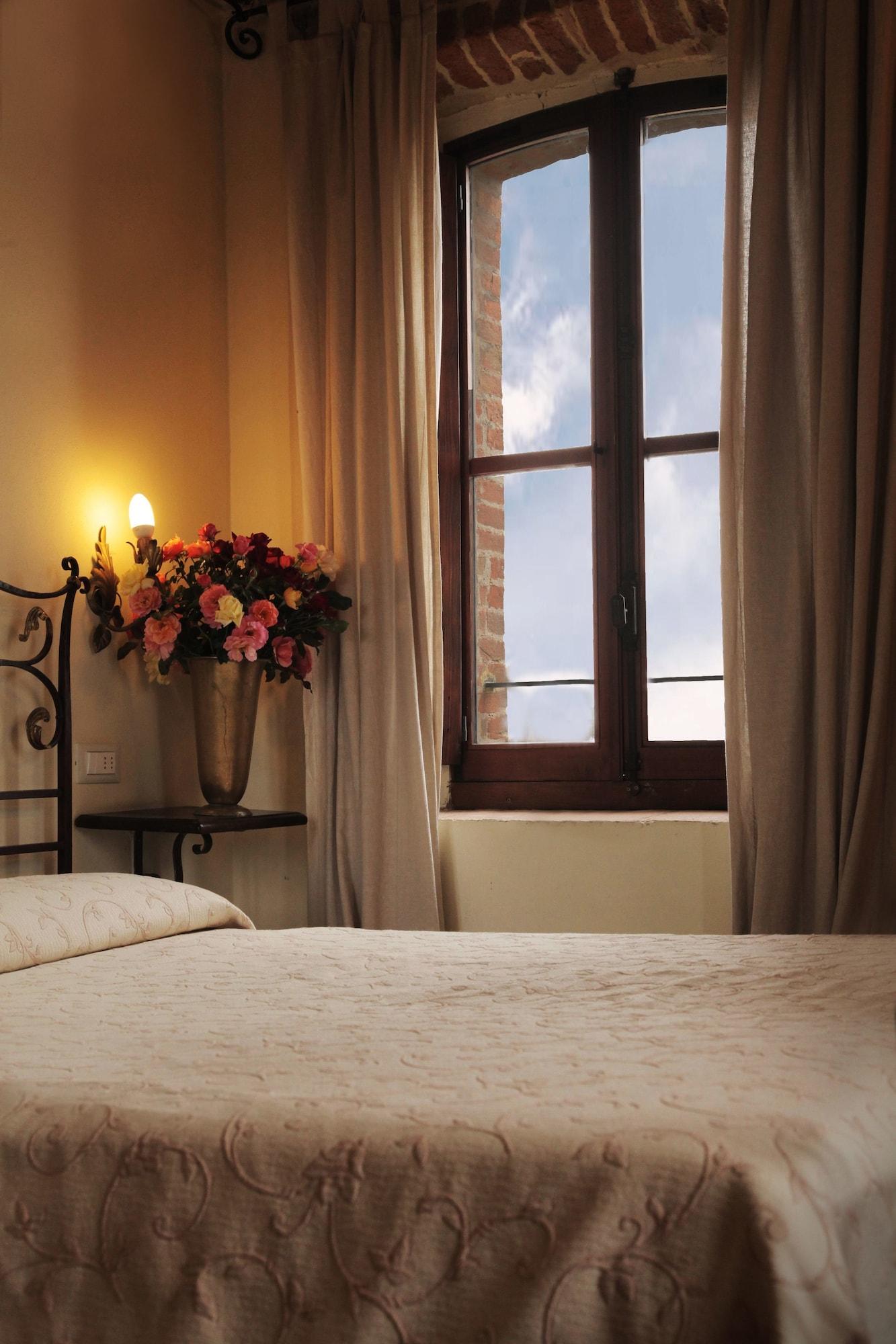 Hotel Antico Borgo Di Tabiano Castello - Relais De Charme à Tabiano Terme Extérieur photo