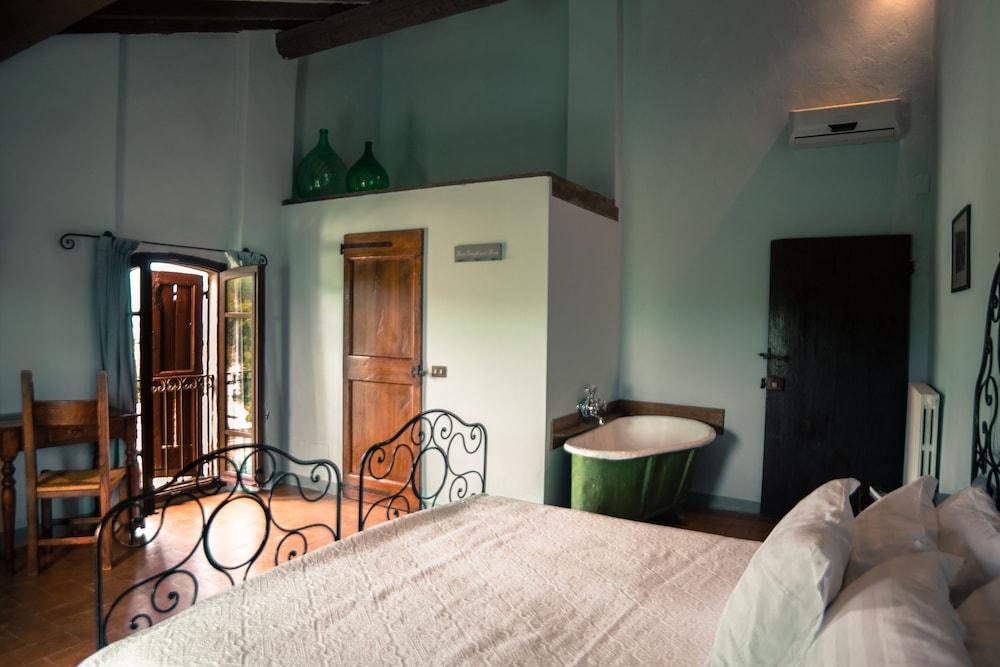 Hotel Antico Borgo Di Tabiano Castello - Relais De Charme à Tabiano Terme Extérieur photo