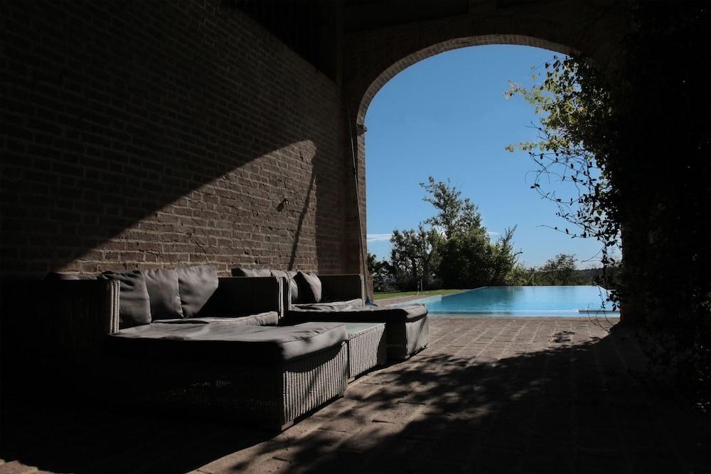 Hotel Antico Borgo Di Tabiano Castello - Relais De Charme à Tabiano Terme Extérieur photo