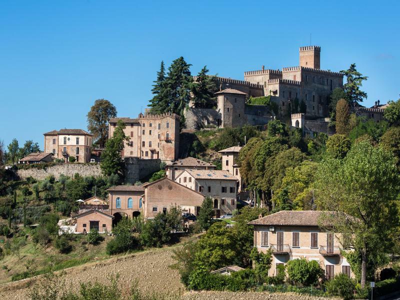 Hotel Antico Borgo Di Tabiano Castello - Relais De Charme à Tabiano Terme Extérieur photo